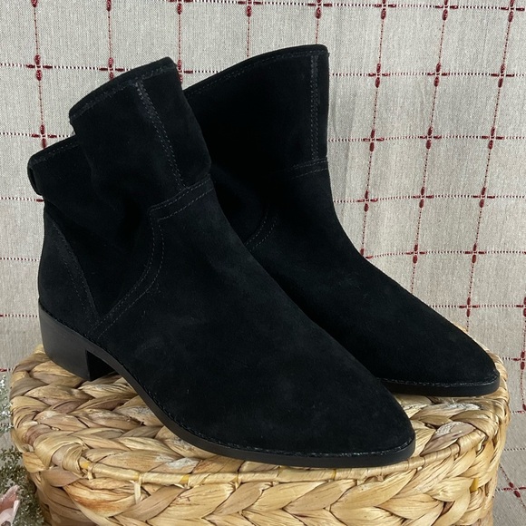 Lucky Brand “Lollin” Black Oiled Suede Ankle Boots Slouchy Bootie Size 6.5 New - Picture 2 of 7